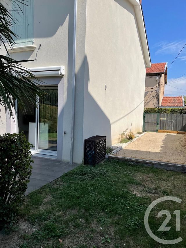 Maison &agrave; louer - 6 pi&egrave;ces - 102,39 m2 - Serezin Du Rhone - 69 - RHONE-ALPES