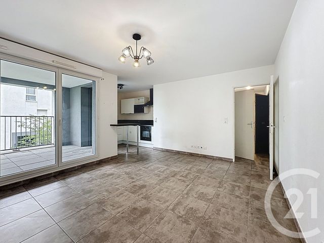 Appartement T3 &agrave; louer - 3 pi&egrave;ces - 60,16 m2 - Venissieux - 69 - RHONE-ALPES