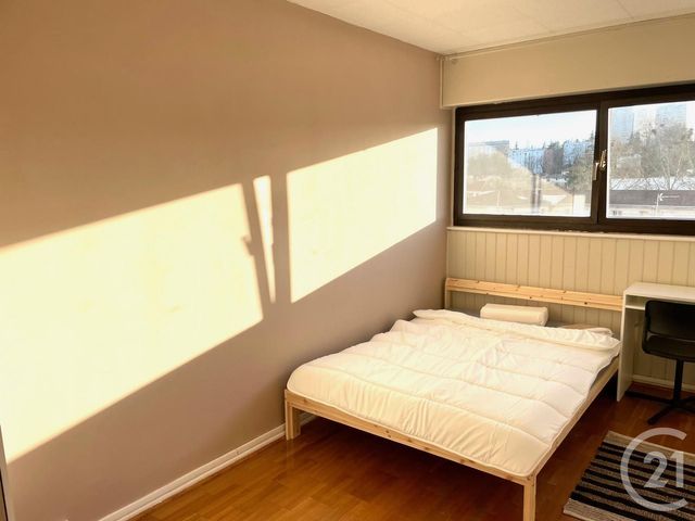 Appartement T5 &agrave; louer - 5 pi&egrave;ces - 94,02 m2 - Venissieux - 69 - RHONE-ALPES