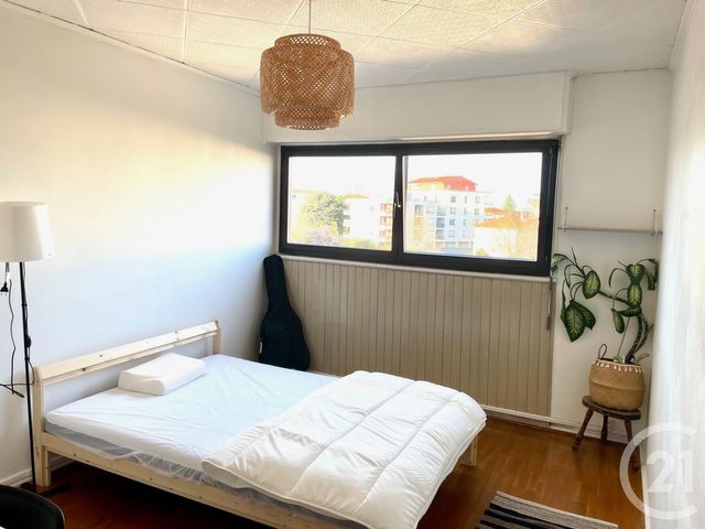 Appartement T5 &agrave; louer - 5 pi&egrave;ces - 94,02 m2 - Venissieux - 69 - RHONE-ALPES