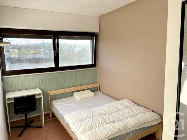 Appartement T5 &agrave; louer - 5 pi&egrave;ces - 94,02 m2 - Venissieux - 69 - RHONE-ALPES