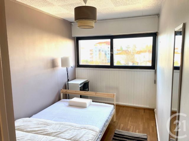 Appartement T5 &agrave; louer - 5 pi&egrave;ces - 94,02 m2 - Venissieux - 69 - RHONE-ALPES