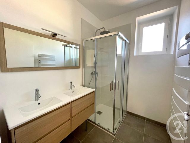 Maison &agrave; louer - 5 pi&egrave;ces - 109,33 m2 - Corbas - 69 - RHONE-ALPES