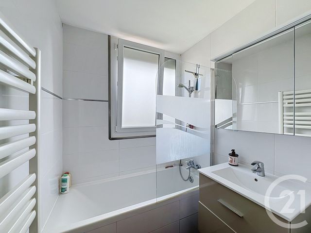 Appartement F3 &agrave; vendre - 3 pi&egrave;ces - 55 m2 - Corbas - 69 - RHONE-ALPES