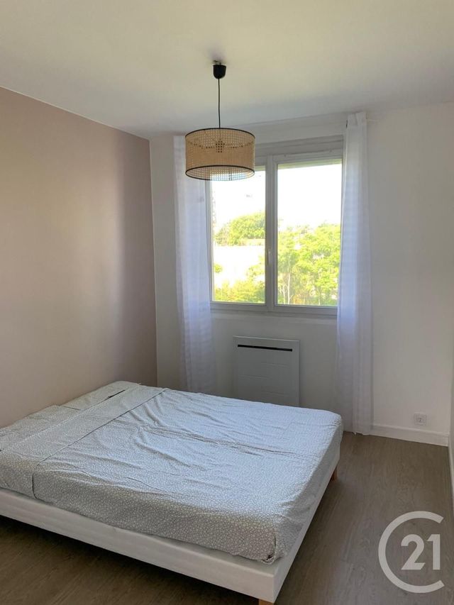 Appartement T3 &agrave; louer - 3 pi&egrave;ces - 62,19 m2 - Feyzin - 69 - RHONE-ALPES