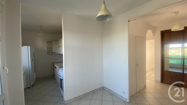 Appartement F4 &agrave; vendre - 4 pi&egrave;ces - 77,81 m2 - Corbas - 69 - RHONE-ALPES