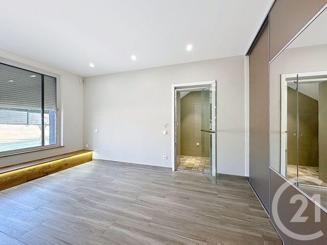 Maison &agrave; vendre - 6 pi&egrave;ces - 360 m2 - Feyzin - 69 - RHONE-ALPES