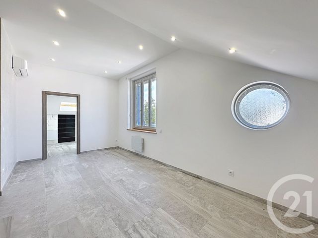Maison &agrave; vendre - 6 pi&egrave;ces - 360 m2 - Feyzin - 69 - RHONE-ALPES