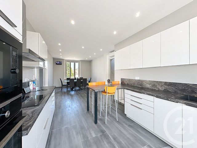 Maison &agrave; vendre - 6 pi&egrave;ces - 360 m2 - Feyzin - 69 - RHONE-ALPES