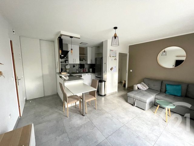 Appartement T2 &agrave; louer - 2 pi&egrave;ces - 39 m2 - Corbas - 69 - RHONE-ALPES