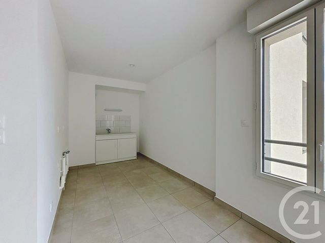 Appartement T4 &agrave; louer - 4 pi&egrave;ces - 89,10 m2 - Lyon - 69008 - RHONE-ALPES