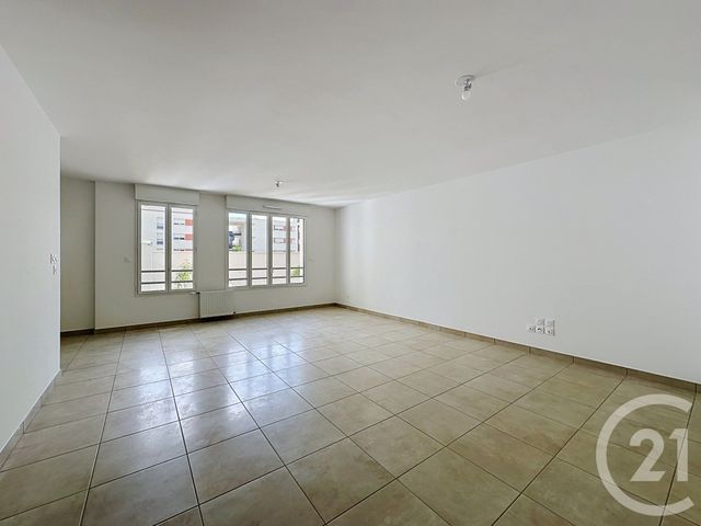 Appartement T4 &agrave; louer - 4 pi&egrave;ces - 89,10 m2 - Lyon - 69008 - RHONE-ALPES