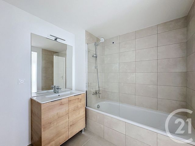 Appartement T4 &agrave; louer - 4 pi&egrave;ces - 89,10 m2 - Lyon - 69008 - RHONE-ALPES