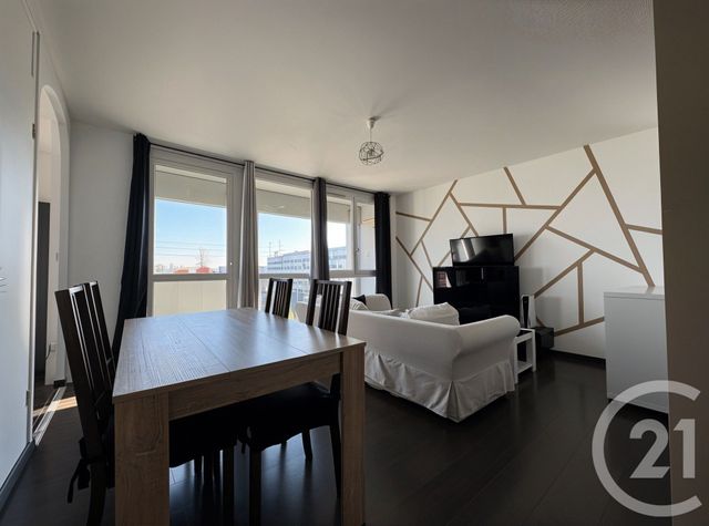 Appartement T4 &agrave; louer - 4 pi&egrave;ces - 64,66 m2 - Venissieux - 69 - RHONE-ALPES