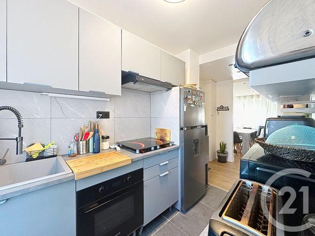Appartement F3 &agrave; vendre - 3 pi&egrave;ces - 64,90 m2 - Feyzin - 69 - RHONE-ALPES