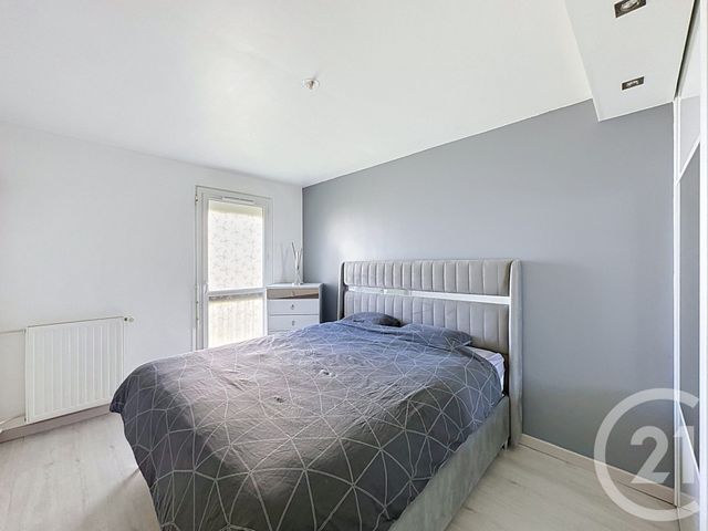 Appartement &agrave; vendre - 4 pi&egrave;ces - 76,18 m2 - St Fons - 69 - RHONE-ALPES