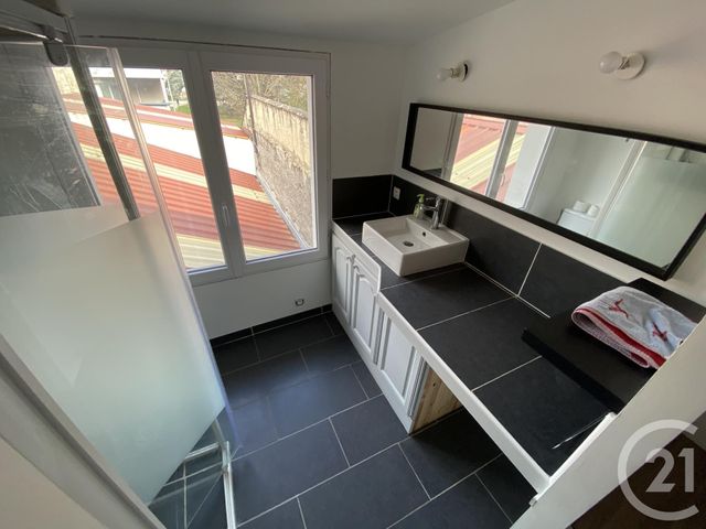 Local commercial à vendre - 254.0 m2 - 69 - Rhone