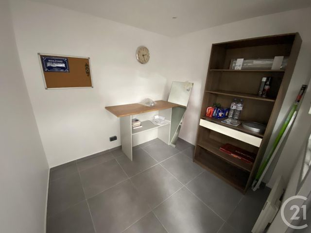 Local commercial à vendre - 254.0 m2 - 69 - Rhone