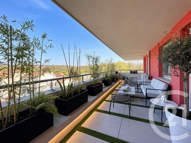 Appartement F4 &agrave; vendre - 5 pi&egrave;ces - 96 m2 - Grigny - 69 - RHONE-ALPES