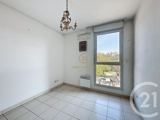 Appartement F4 &agrave; vendre - 5 pi&egrave;ces - 96 m2 - Grigny - 69 - RHONE-ALPES
