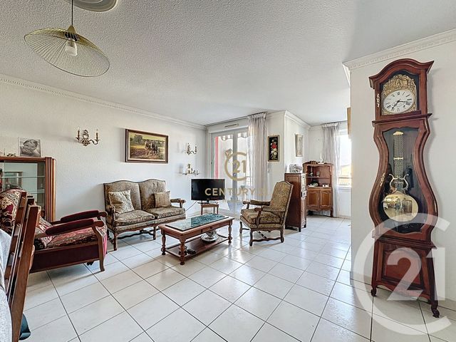 Appartement F4 &agrave; vendre - 5 pi&egrave;ces - 96 m2 - Grigny - 69 - RHONE-ALPES