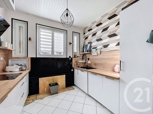 Appartement F3 à vendre - 3 pièces - 70,50 m2 - Grigny - 69 - RHONE-ALPES