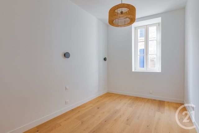 Appartement F2 &agrave; vendre - 2 pi&egrave;ces - 50,11 m2 - St Genis Laval - 69 - RHONE-ALPES