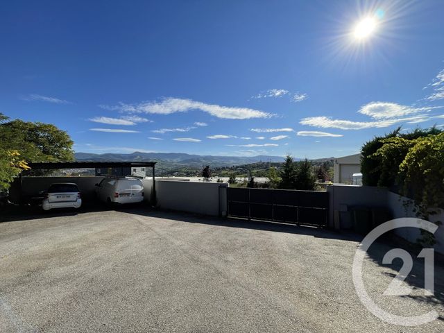 Maison à vendre - 6 pièces - 295 m2 - St Martin La Plaine - 42 - RHONE-ALPES