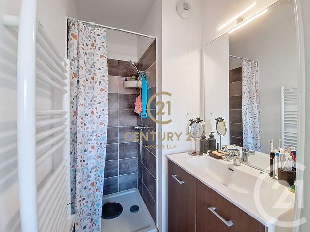 Appartement F4 à vendre - 4 pièces - 81,68 m2 - Grigny - 69 - RHONE-ALPES