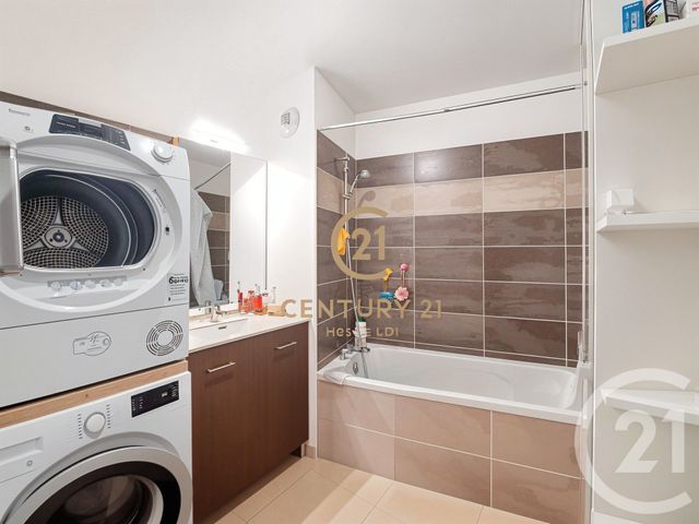 Appartement F4 à vendre - 4 pièces - 81,68 m2 - Grigny - 69 - RHONE-ALPES