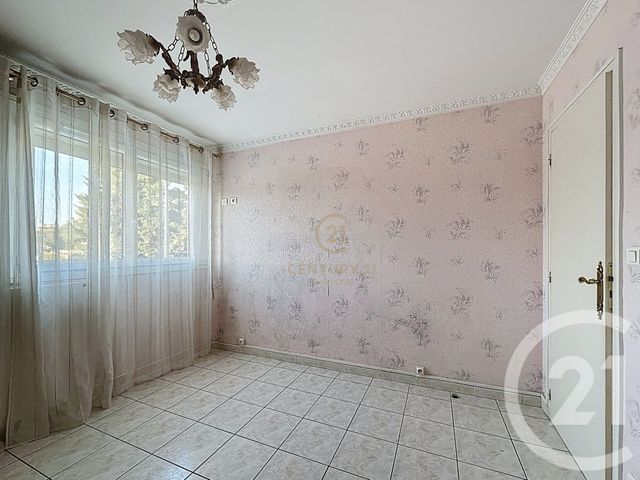 Appartement F4 &agrave; vendre - 4 pi&egrave;ces - 74,43 m2 - Grigny - 69 - RHONE-ALPES