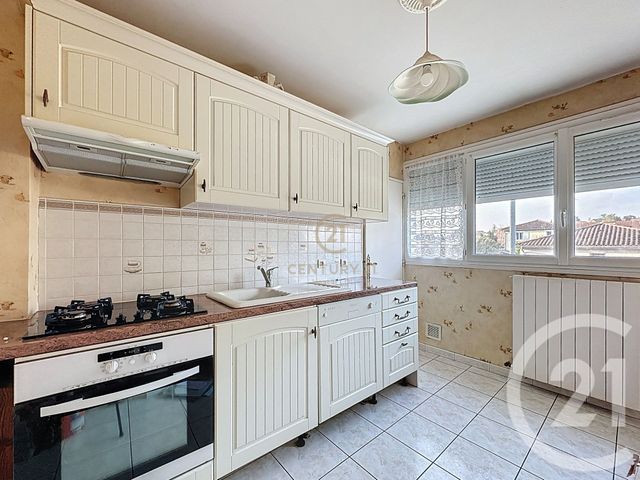 Appartement F4 &agrave; vendre - 4 pi&egrave;ces - 74,43 m2 - Grigny - 69 - RHONE-ALPES