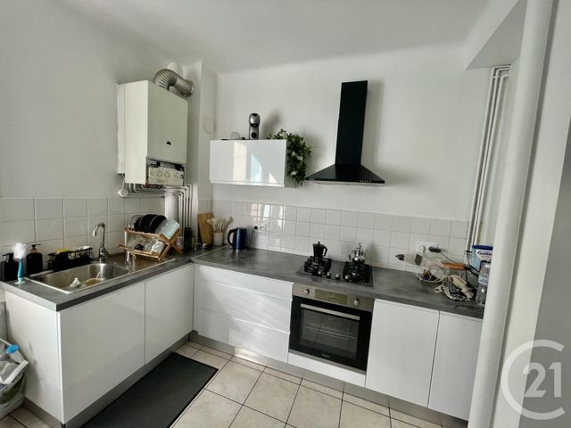 Appartement F3 &agrave; louer - 3 pi&egrave;ces - 62,82 m2 - Givors - 69 - RHONE-ALPES