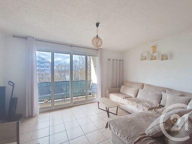 Appartement F4 &agrave; vendre - 4 pi&egrave;ces - 75 m2 - Grigny - 69 - RHONE-ALPES