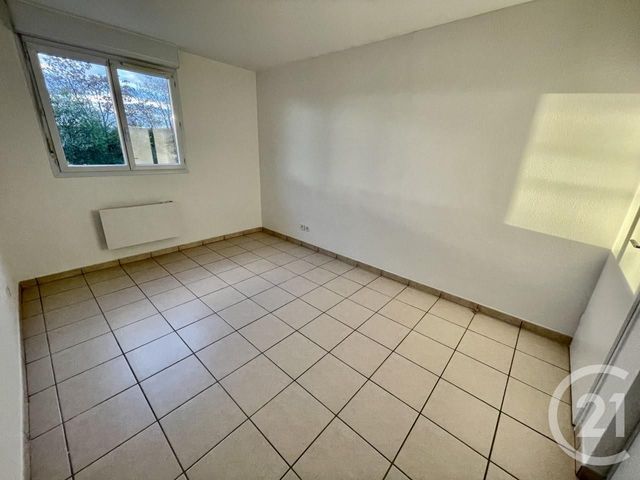 Appartement F3 &agrave; louer - 3 pi&egrave;ces - 63,55 m2 - Grigny - 69 - RHONE-ALPES