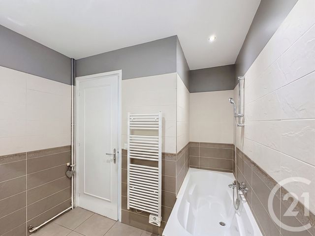 Appartement &agrave; vendre - 5 pi&egrave;ces - 98 m2 - St Etienne - 42 - RHONE-ALPES