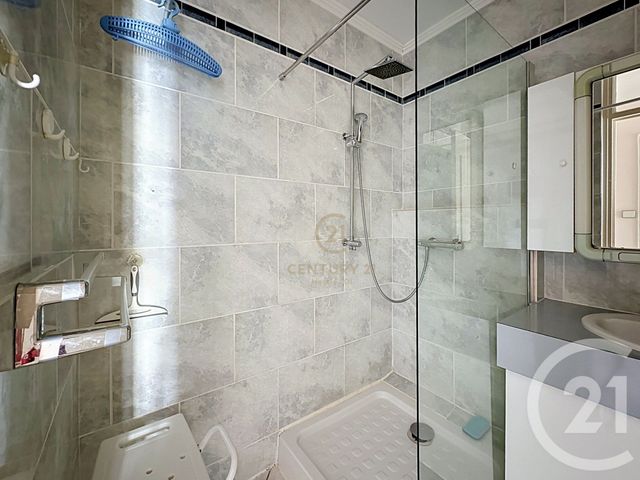 Appartement F3 &agrave; vendre - 3 pi&egrave;ces - 61,51 m2 - St Genis Laval - 69 - RHONE-ALPES