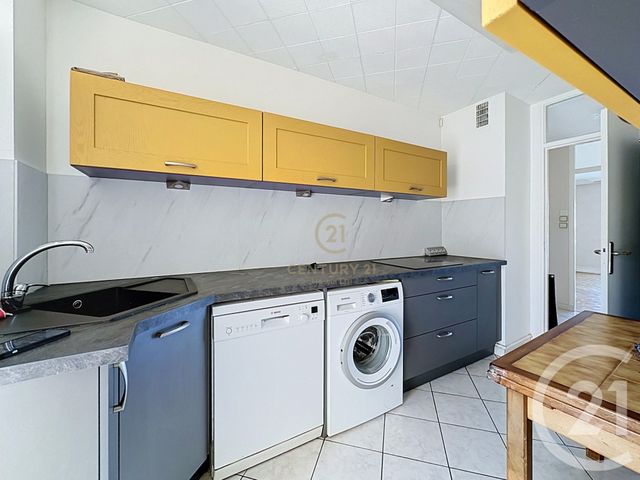 Appartement F3 &agrave; vendre - 3 pi&egrave;ces - 61,51 m2 - St Genis Laval - 69 - RHONE-ALPES