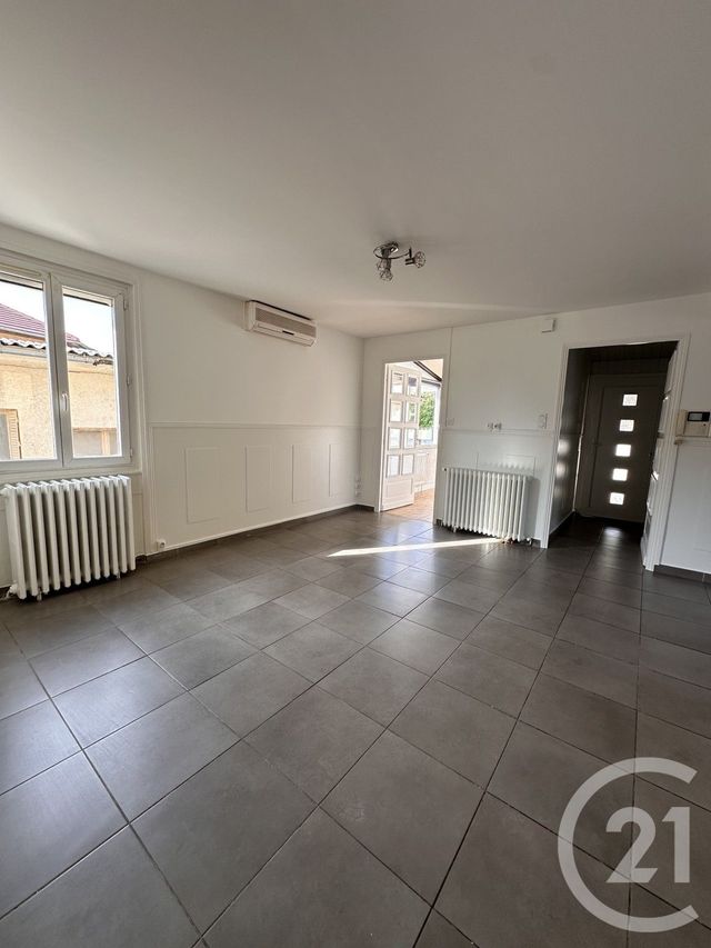 Maison &agrave; louer - 4 pi&egrave;ces - 81,70 m2 - Chasse Sur Rhone - 38 - RHONE-ALPES