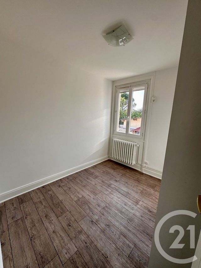Maison &agrave; louer - 4 pi&egrave;ces - 81,70 m2 - Chasse Sur Rhone - 38 - RHONE-ALPES
