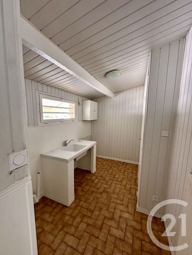 Maison &agrave; louer - 4 pi&egrave;ces - 81,70 m2 - Chasse Sur Rhone - 38 - RHONE-ALPES