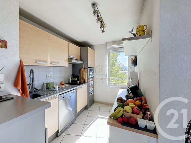 Appartement T3 &agrave; vendre - 4 pi&egrave;ces - 62 m2 - Grigny - 69 - RHONE-ALPES