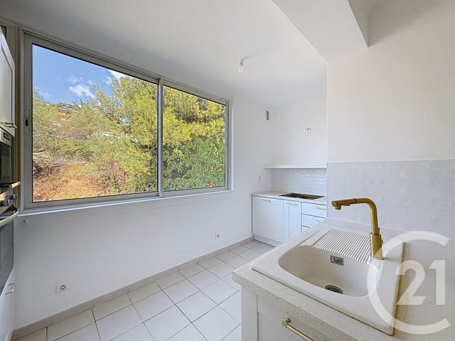 Appartement F4 à louer - 4 pièces - 94 m2 - Ajaccio - 201 - CORSE