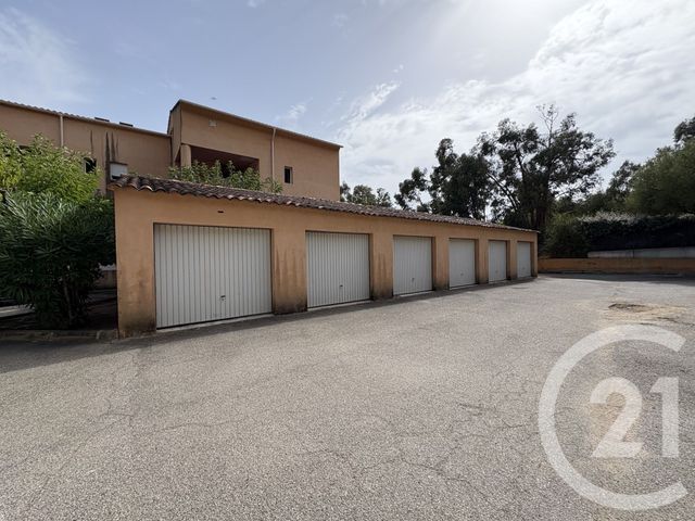 Parking à louer - 18 m2 - Ajaccio - 201 - CORSE