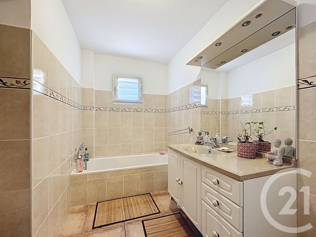 Appartement F4 &agrave; vendre - 4 pi&egrave;ces - 100,30 m2 - Ajaccio - 201 - CORSE