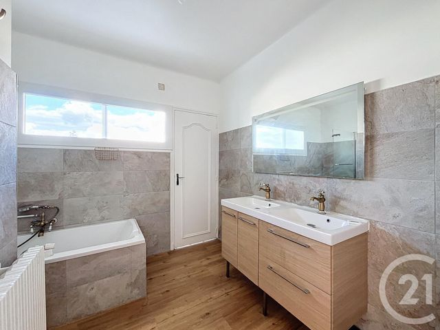 Appartement F4 à louer - 4 pièces - 92,46 m2 - Ajaccio - 201 - CORSE