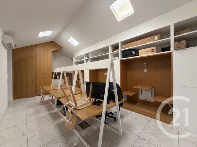 Bureaux à louer - 100.0 m2 - 201 - Corse-du-Sud