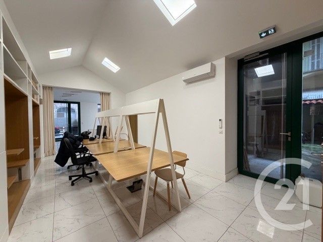 Bureaux à louer - 100.0 m2 - 201 - Corse-du-Sud