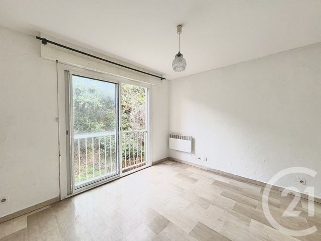 Appartement Studio &agrave; louer - 1 pi&egrave;ce - 18,70 m2 - Ajaccio - 201 - CORSE