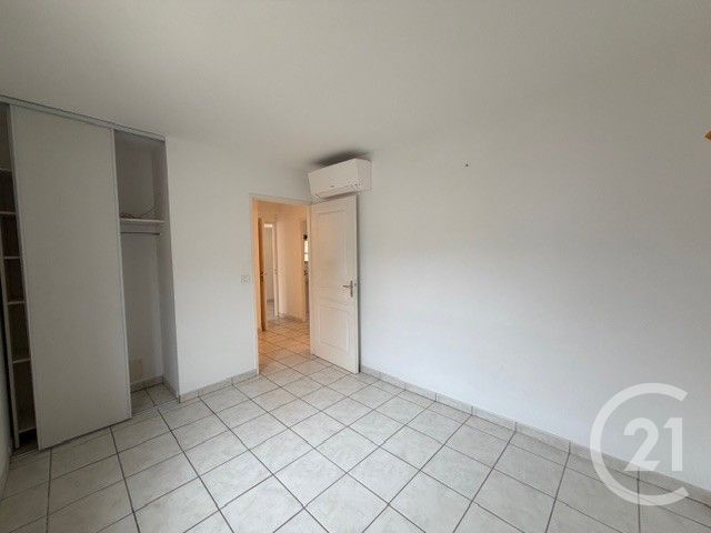 Appartement F3 &agrave; louer - 3 pi&egrave;ces - 60,79 m2 - Ajaccio - 201 - CORSE